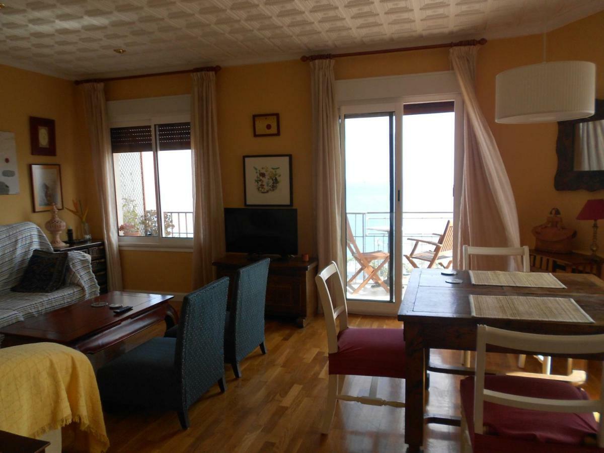 Cozy-Elegant Apartment อาลิกันเต ภายนอก รูปภาพ