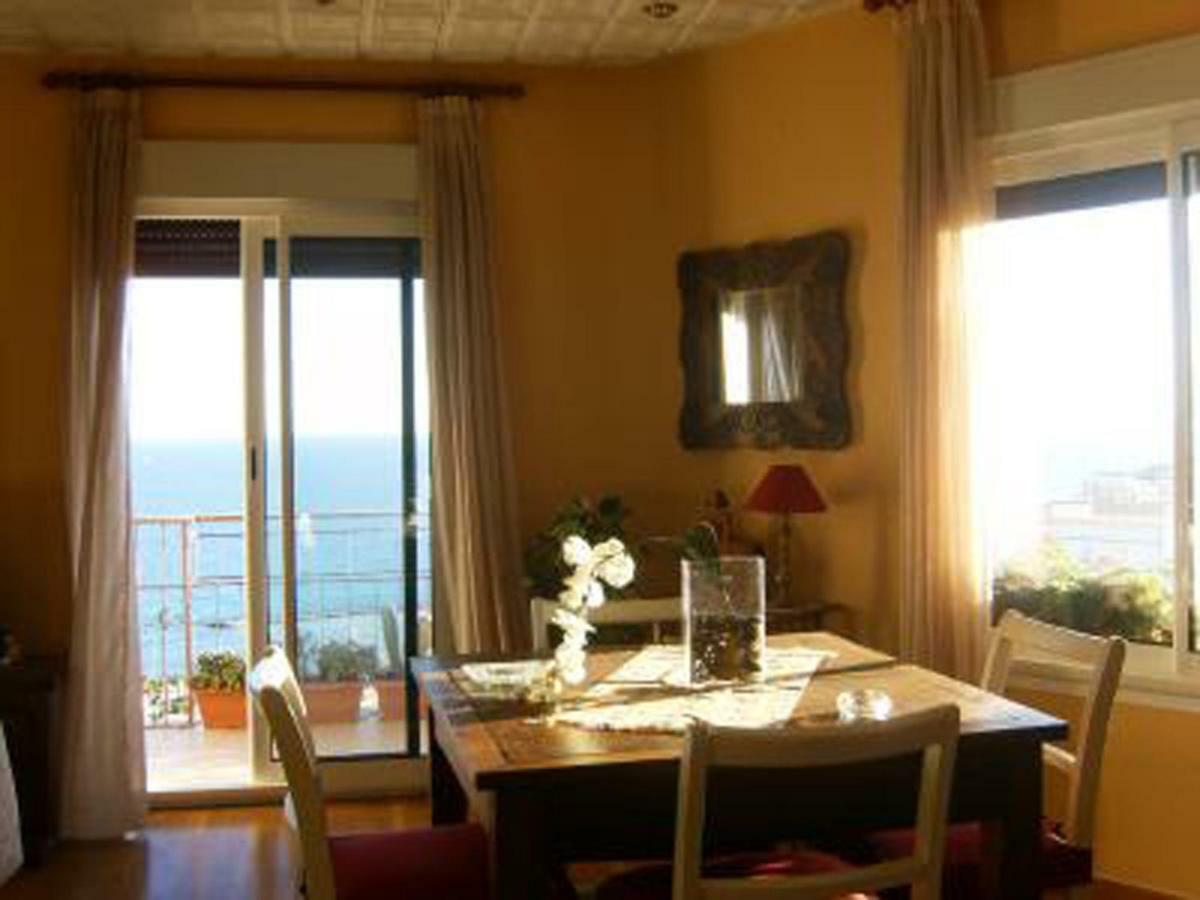Cozy-Elegant Apartment อาลิกันเต ภายนอก รูปภาพ